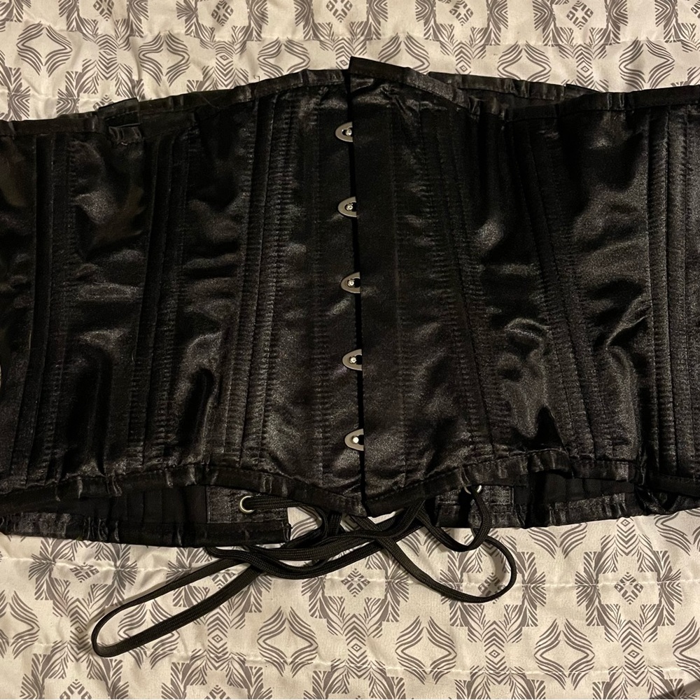 Black Steel Bone Waist Trainer Under Bust Corset! Sz 30! Gently Used!